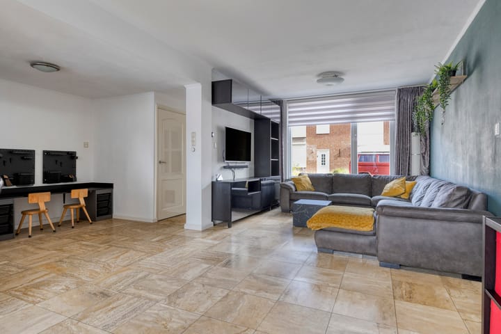 Foto 9 van Essehoutstraat 14