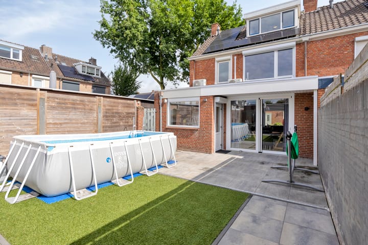 Foto 30 van Essehoutstraat 14