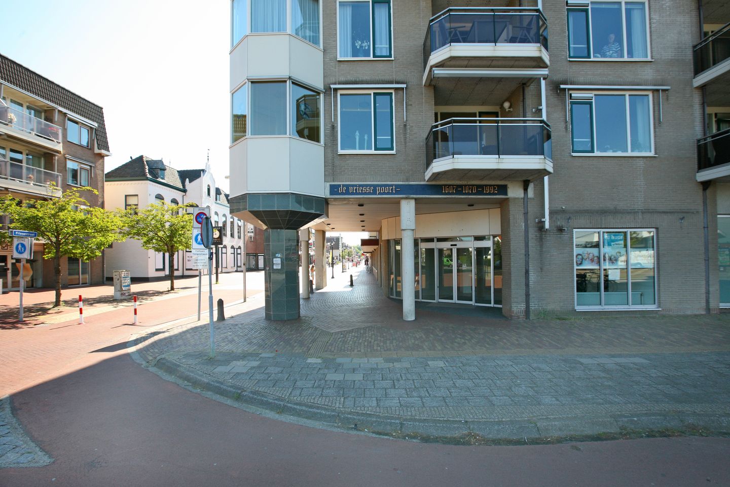 Bekijk foto 4 van Stationsplein 21