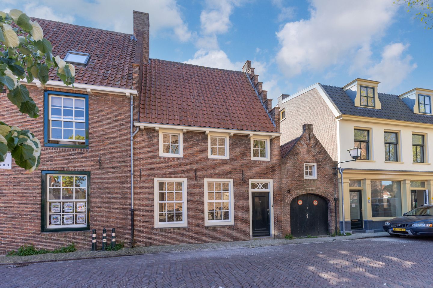 Foto 1 van St. Annastraat 1