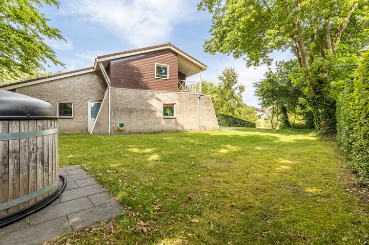 Foto 35 van Heuvelweg 2