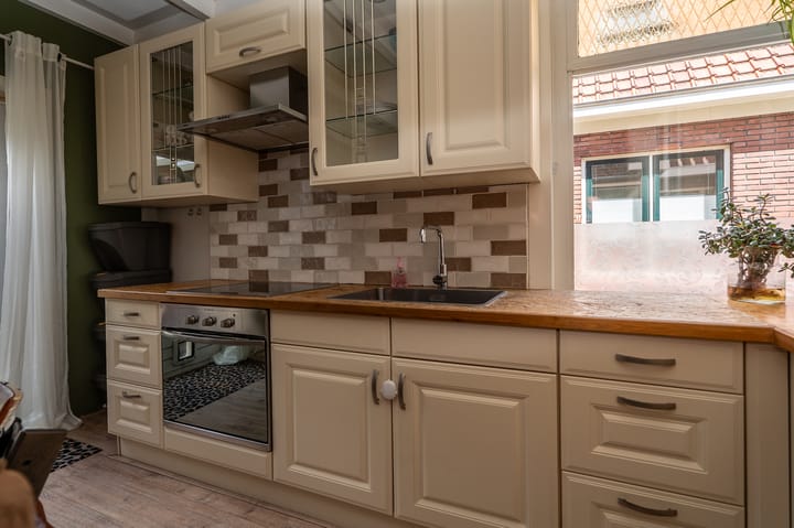 Photo 13 of Sportterreinstraat 25