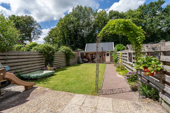 Photo 31 of Sportterreinstraat 25