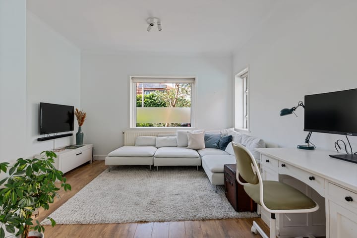 Photo 4 of Ds. Nahuyslaan 5