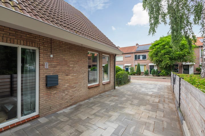 Foto 7 van Vincent van Goghstraat 3