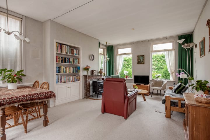 Photo 14 of Delftsestraatweg 89