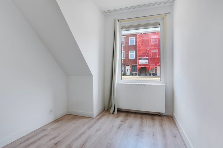 Foto 10 van Oudemansstraat 163