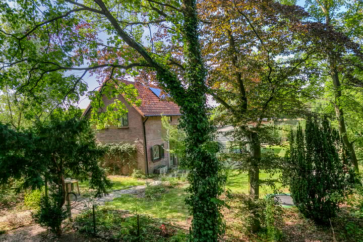 Foto 27 van Willibrordusweg 195