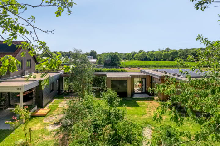 Foto 34 van Willibrordusweg 195