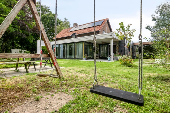 Foto 72 van Willibrordusweg 195