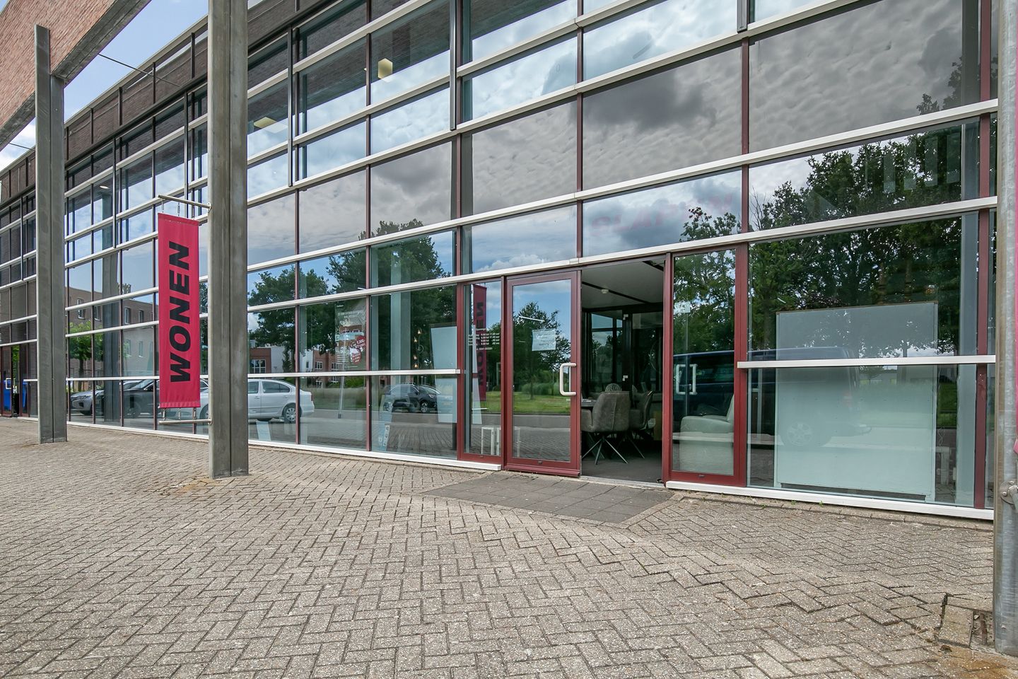 View photo 4 of Planetenveld 41