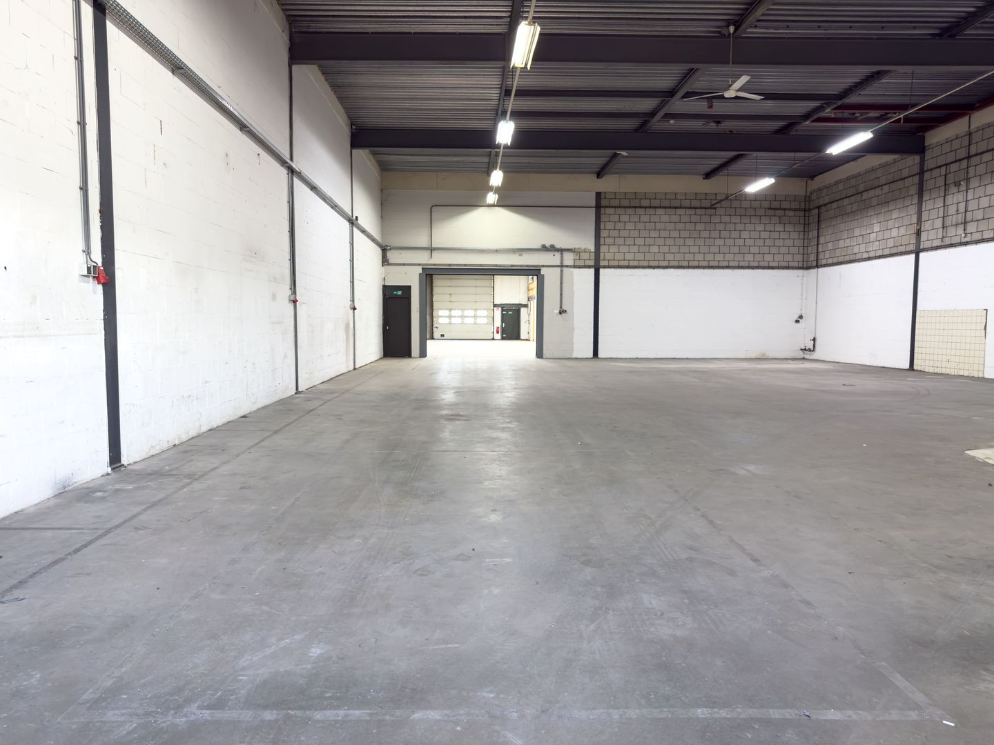 Bekijk foto 2 van Seinhuiswachter 5-7