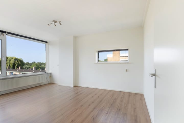 Foto 2 van Ellemare 235