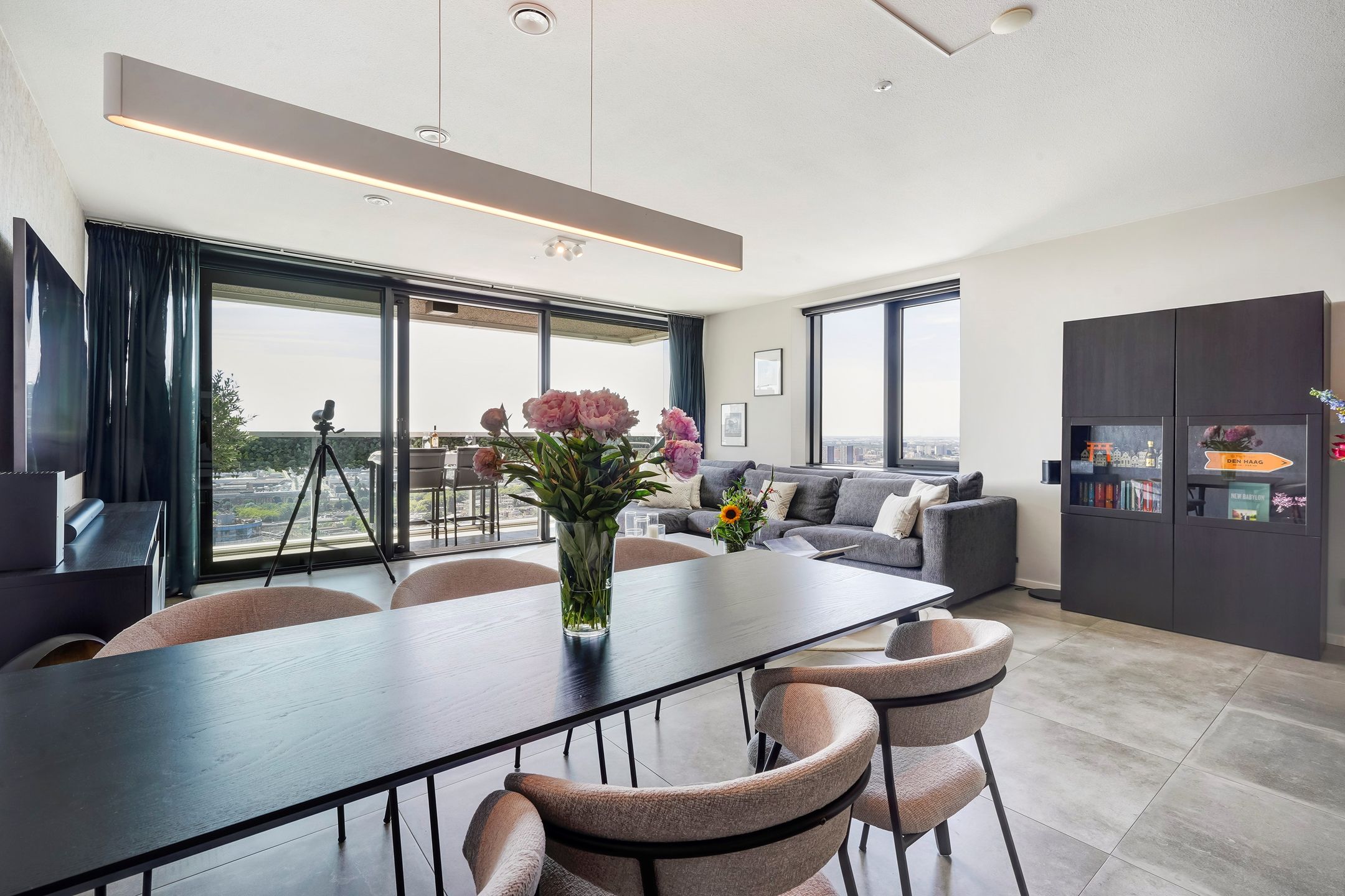 Foto 15 van Anna van Buerenplein 235