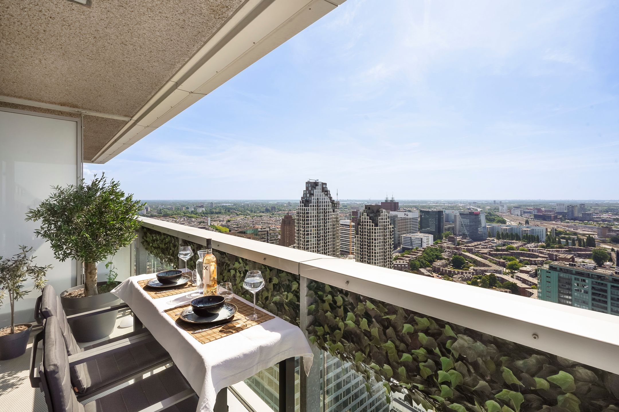 Foto 24 van Anna van Buerenplein 235