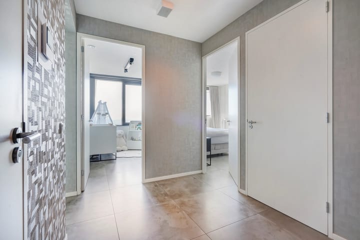 Foto 28 van Anna van Buerenplein 235