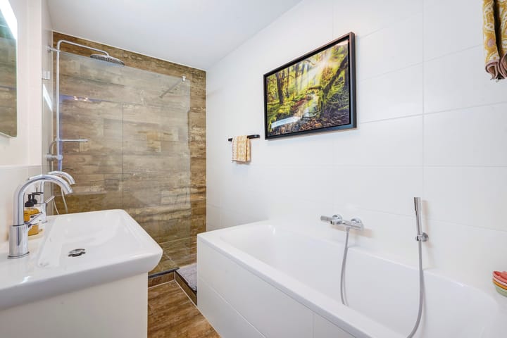 Foto 30 van Anna van Buerenplein 235