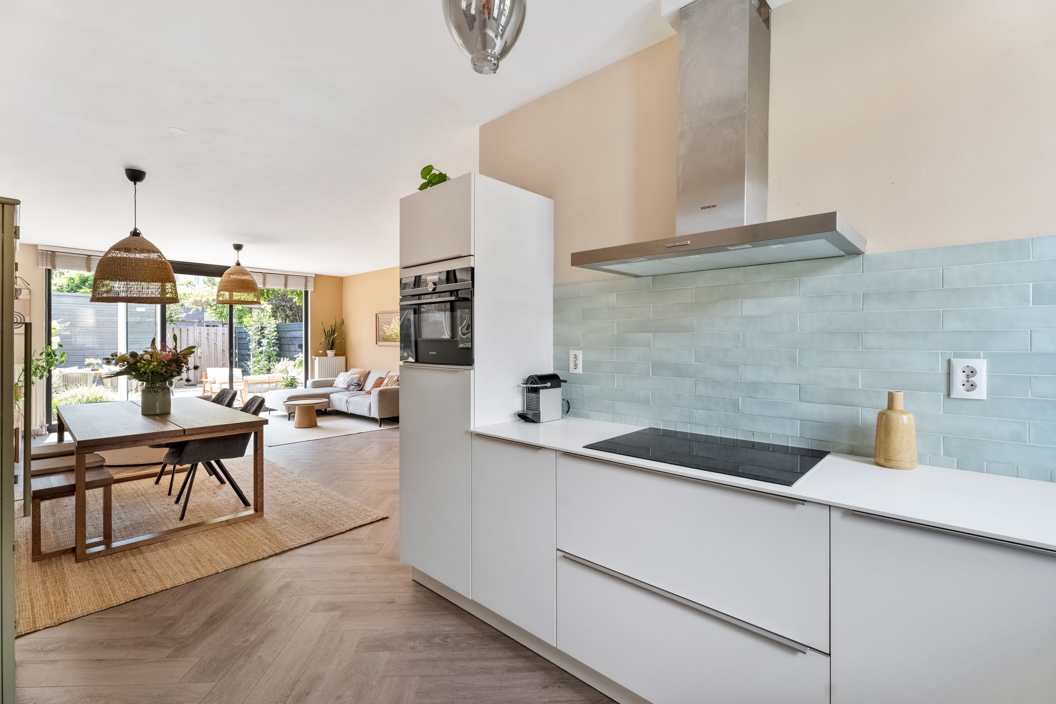 Foto 12 van Straat van Corsica 80