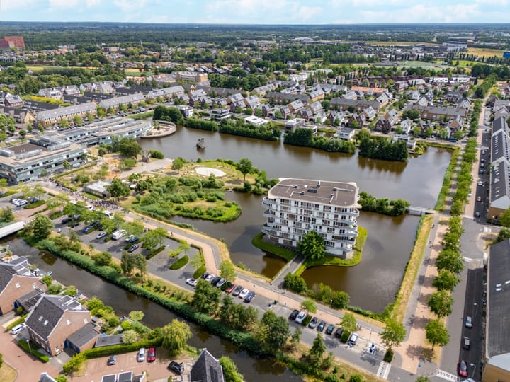 Foto 32 van Straat van Corsica 80