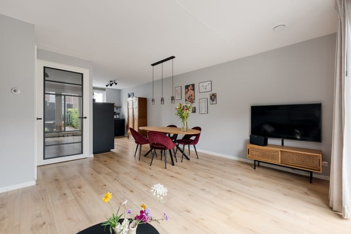 Foto 6 van Vivaldistraat 15