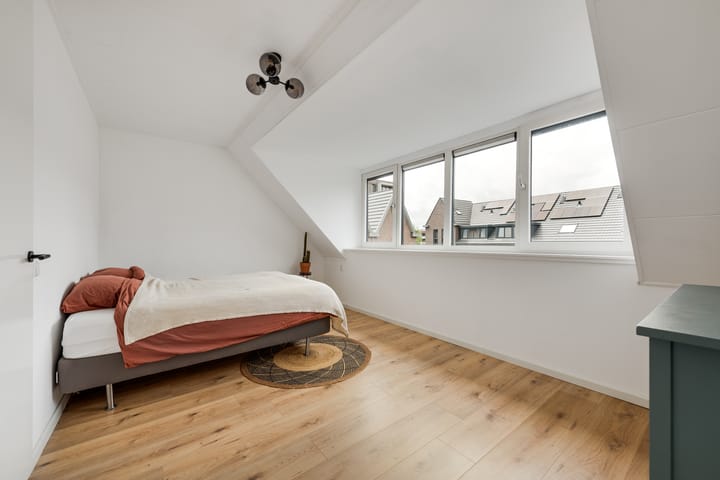 Foto 28 van Vivaldistraat 15