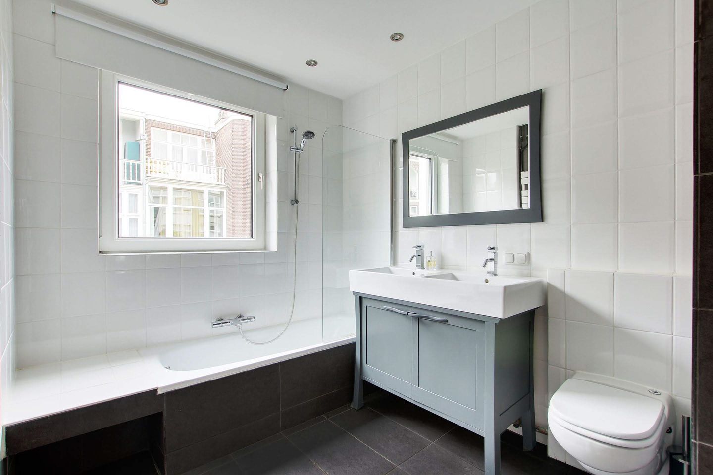 Photo 10 of Valeriusstraat 27-C