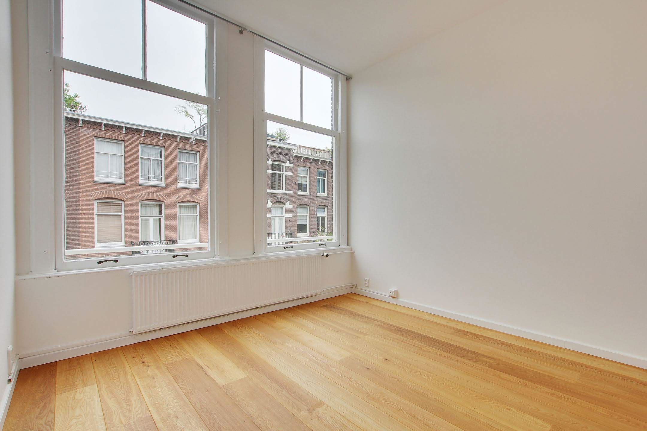 Photo 12 of Valeriusstraat 27-C