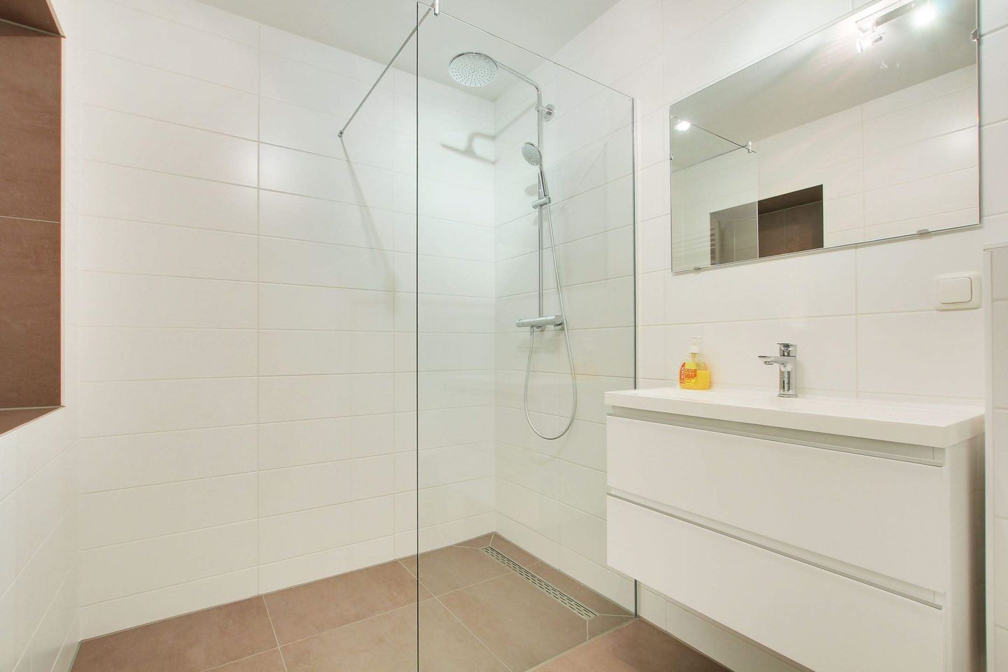 Photo 14 of Valeriusstraat 27-C