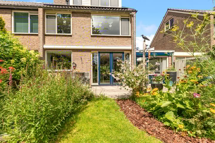 Foto 37 van Lourens Bogtmanstraat 25