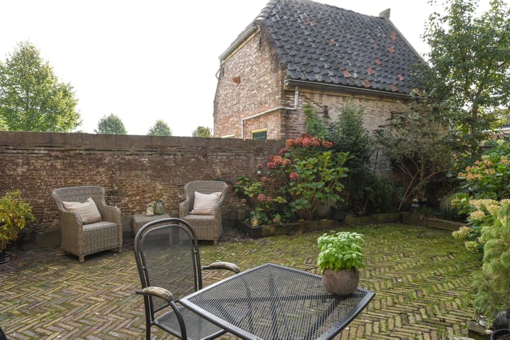 Foto 10 van Naarderstraat 20