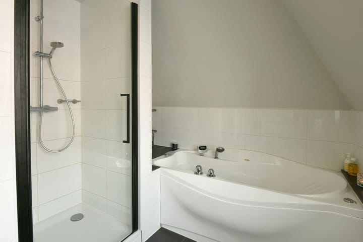 Foto 16 van Naarderstraat 20