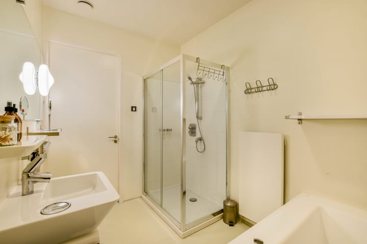 Foto 17 van Valkenburgerstraat 140-K