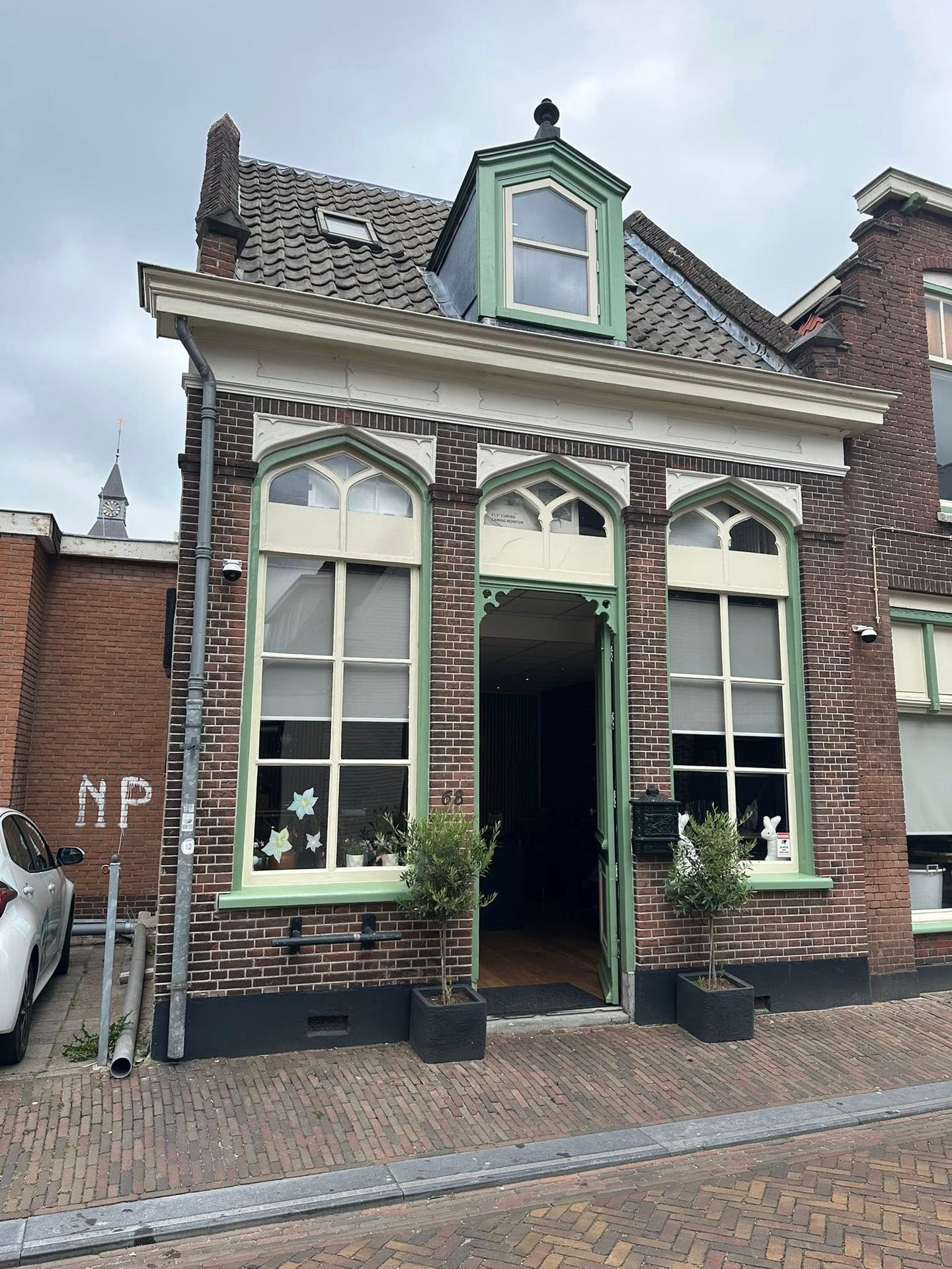Bekijk foto 1 van Hoogstraat 68