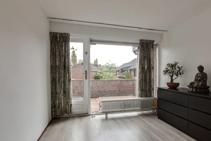 Foto 18 van Van Vredenburchlaan 41