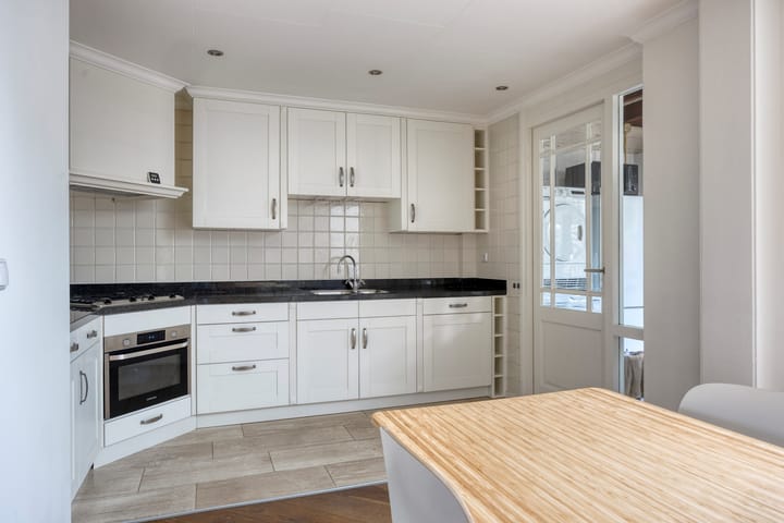 Foto 16 van Nicolaas Maesstraat 25