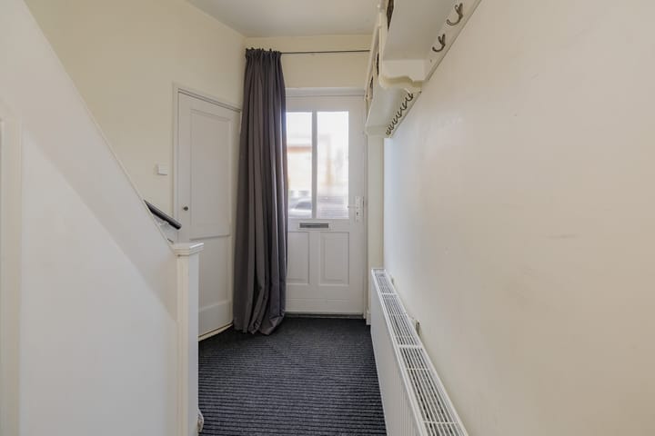 Foto 6 van Dolfijnstraat 208