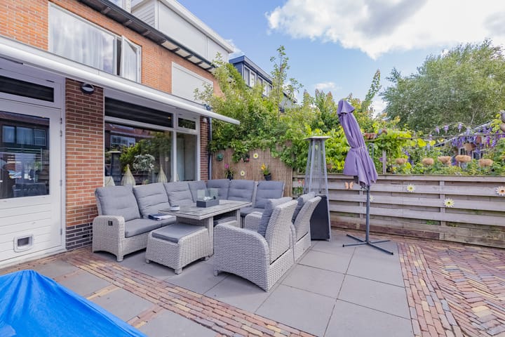 Foto 19 van Dolfijnstraat 208