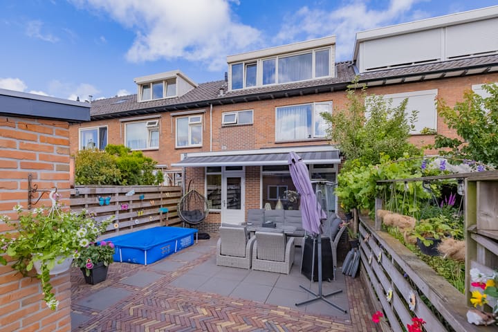 Foto 21 van Dolfijnstraat 208