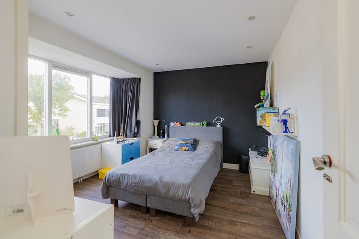 Foto 30 van Dolfijnstraat 208