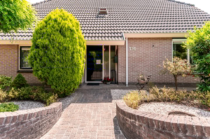 Foto 50 van Hondsdraf 176