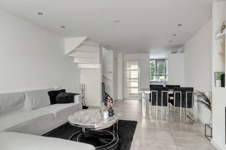 Foto 2 van Nibelungenhof 12