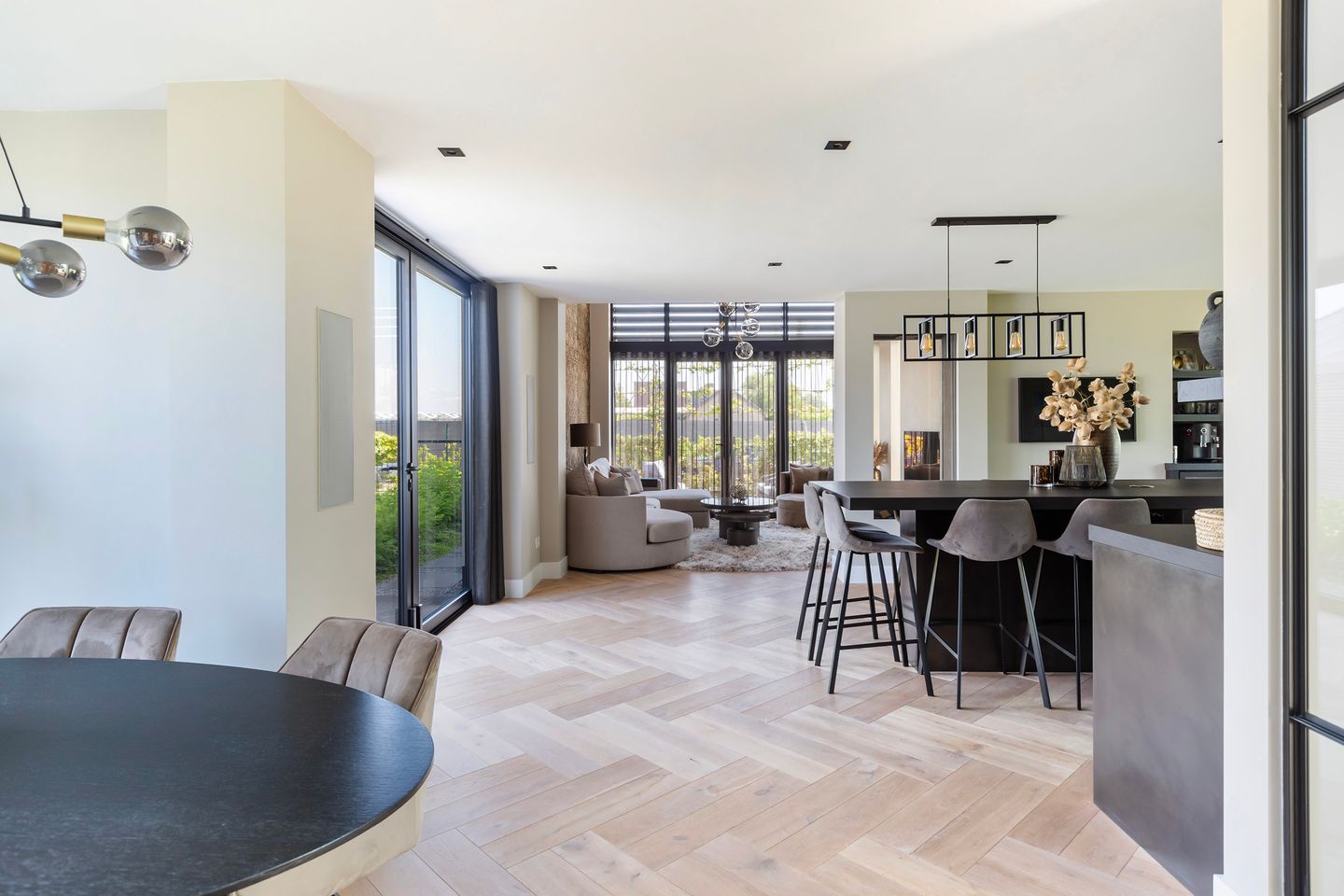 Foto 19 van Grote Woerdlaan 44