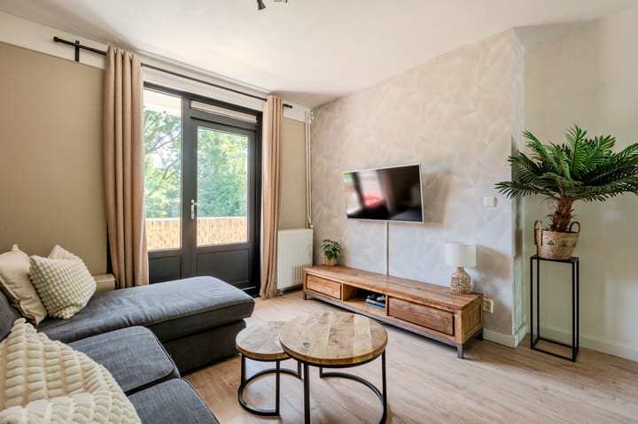 Foto 10 van Bachstraat 36