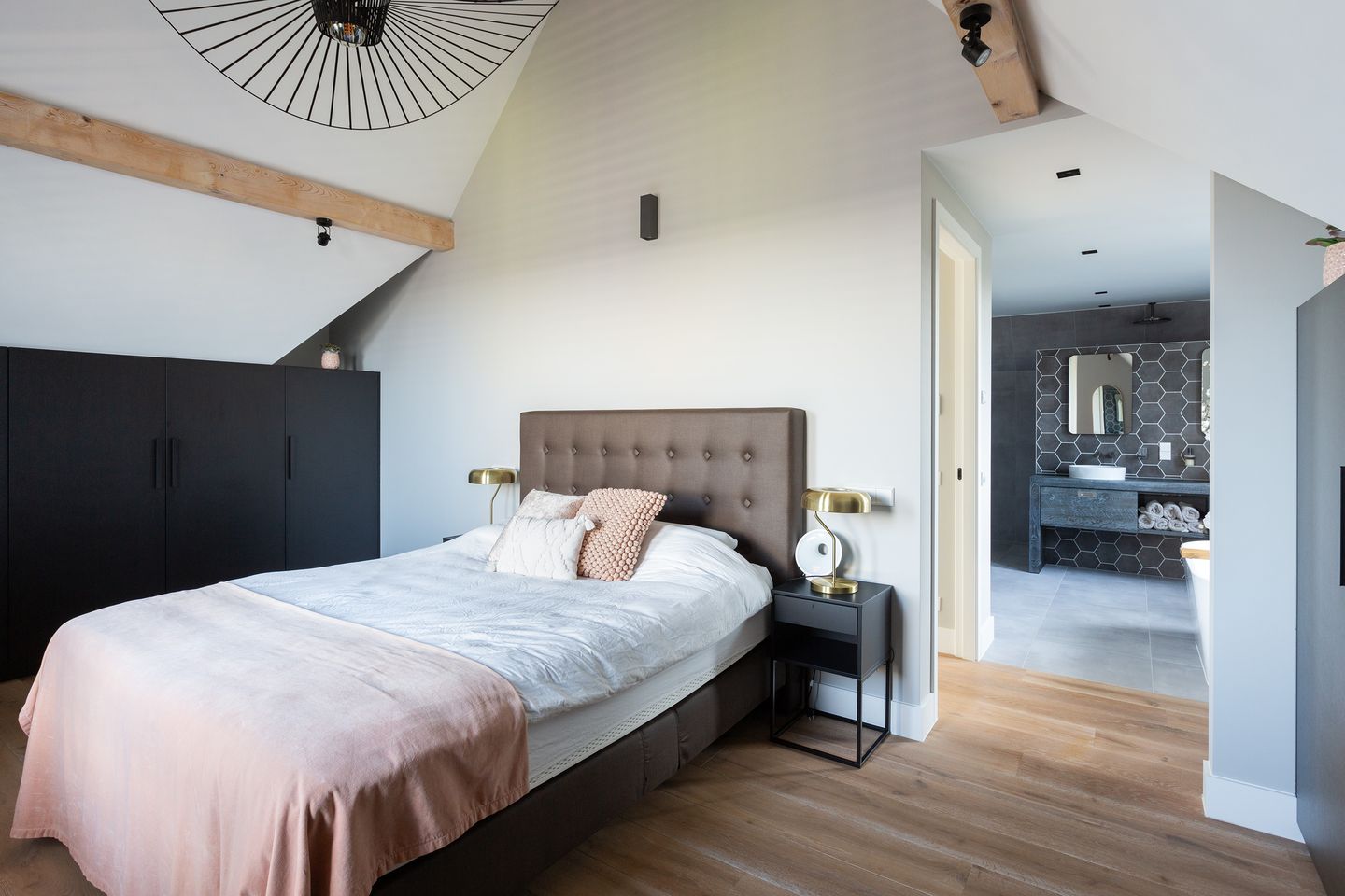 Foto 80 van Grote Woerdlaan 44