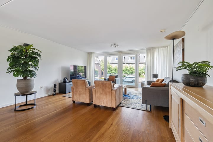 Foto 26 van Irenestraat 23