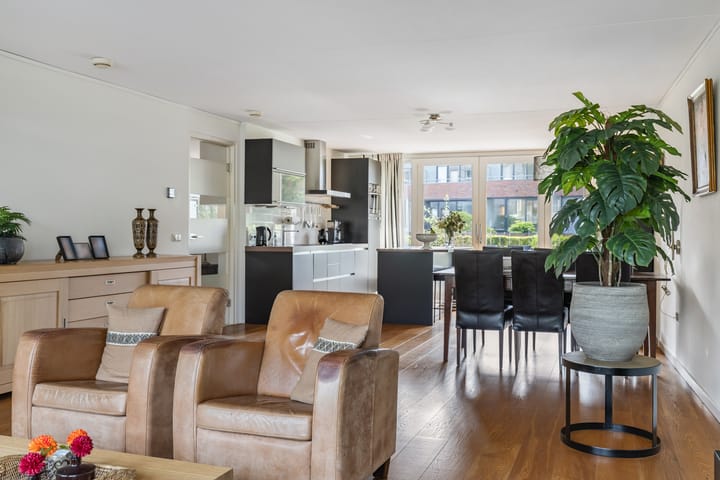 Foto 31 van Irenestraat 23