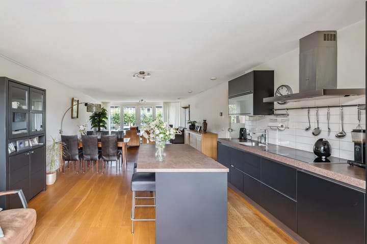 Foto 40 van Irenestraat 23