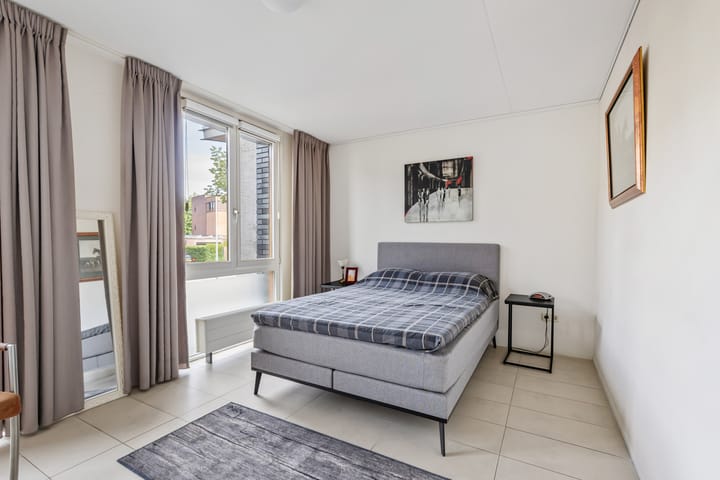 Foto 43 van Irenestraat 23