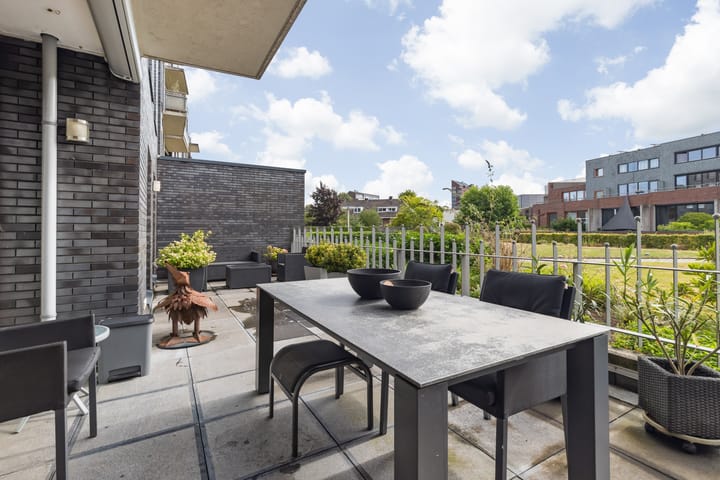 Foto 56 van Irenestraat 23