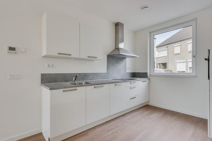 Photo 8 of Generaal Eisenhowerstraat 21